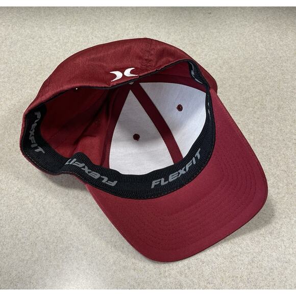 Hurley FlexFit Red Baseball Cap/Hat One Size Flexible Casual Wear - Picture 6 of 7